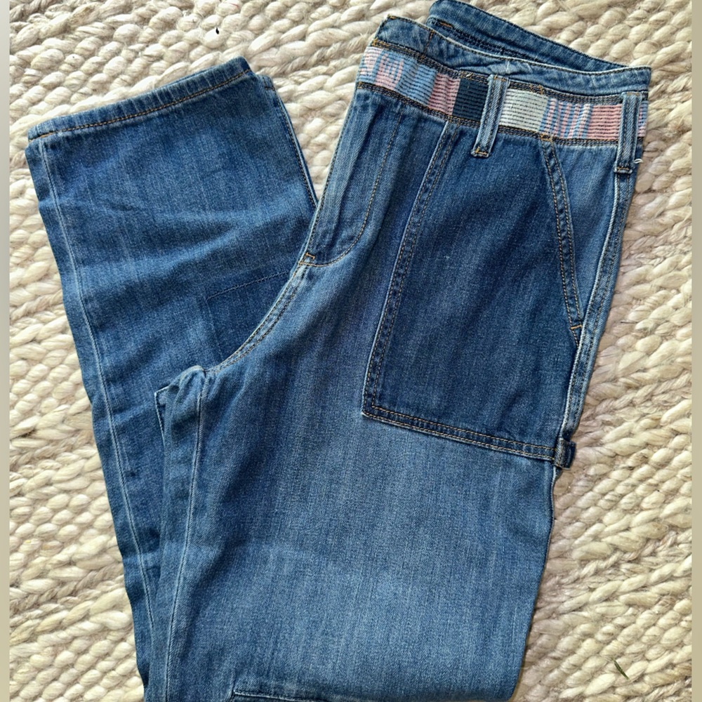 Anthropologie jeans with embroidered belt on waistline
